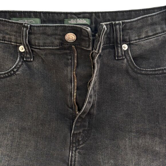 Wild Fable SZ 8/29R Cuffed Jean Shorts Highest-Rise Pockets Zip-Fly Black Wash - Picture 2 of 7